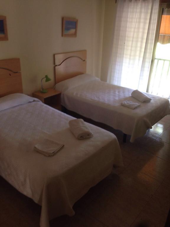 Hostal Jose Luis 布鲁内特 外观 照片